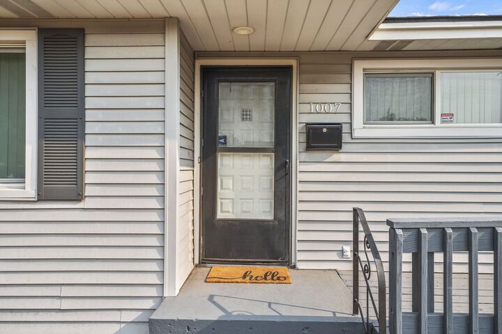 Property Photo: 1007 E Walton St WA 99207