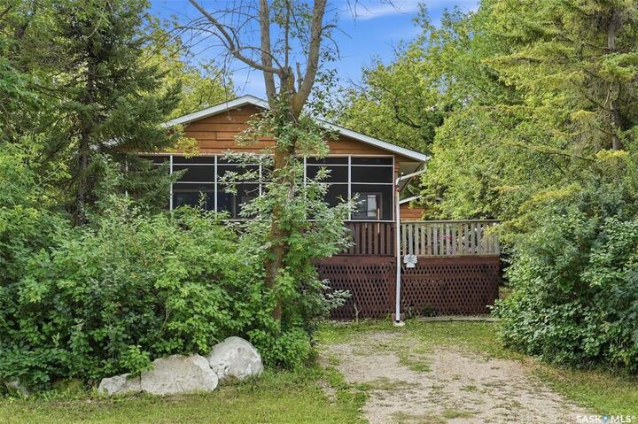 Property Photo:  318 Douglas Avenue  SK S0K 4T1 