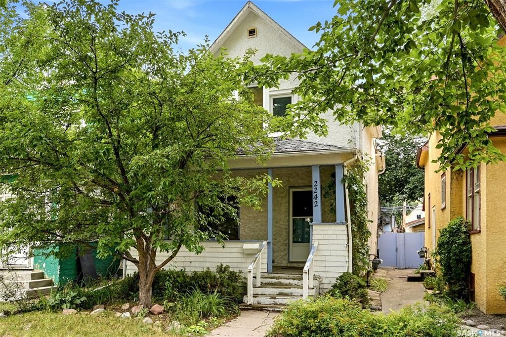 Property Photo:  2242 Angus Street  SK S4T 2A2 