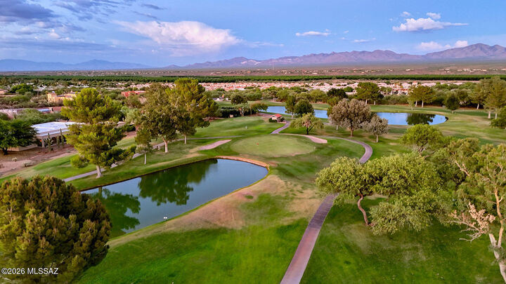 Property Photo:  712 W Desert Hills Drive  AZ 85622 