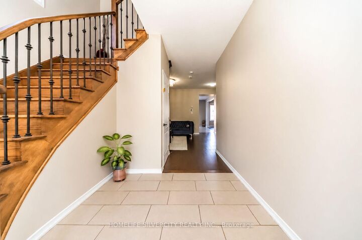 Property Photo: 7 Iguana Trail ON L7A 4N2