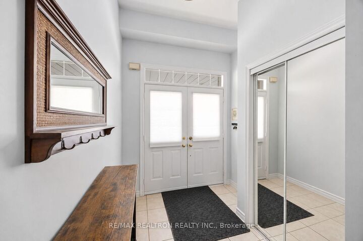 Property Photo:  23 Amberty Street  ON L4J 8W6 