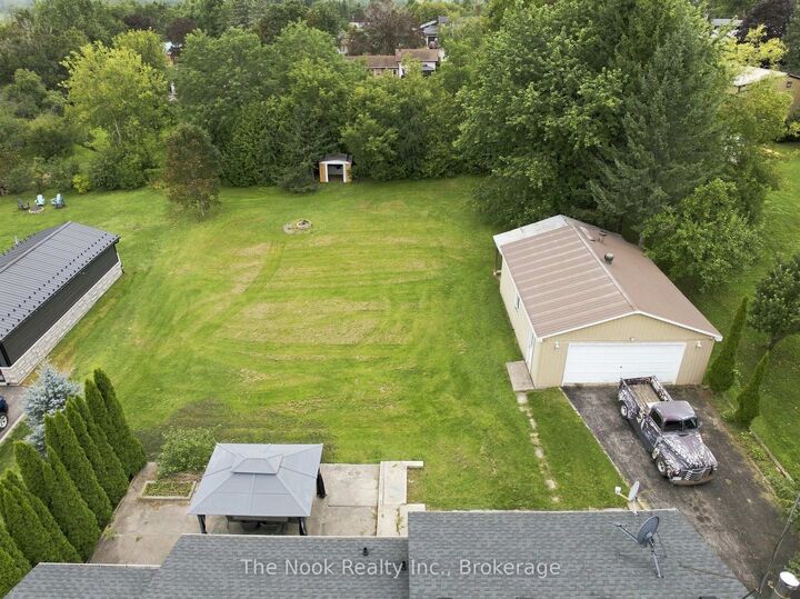 Property Photo: 24 Cedar Ridge Drive ON L0C 1G0