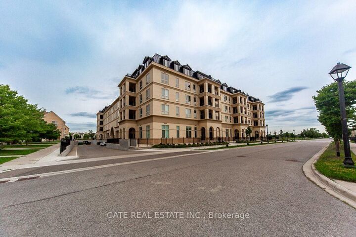 Property Photo: 101 Cathedral High Street Ph3 ON L8C 0P1