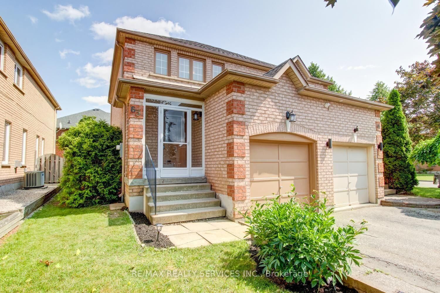 Property Photo: 63 Herkes Drive ON L6Y 5B2