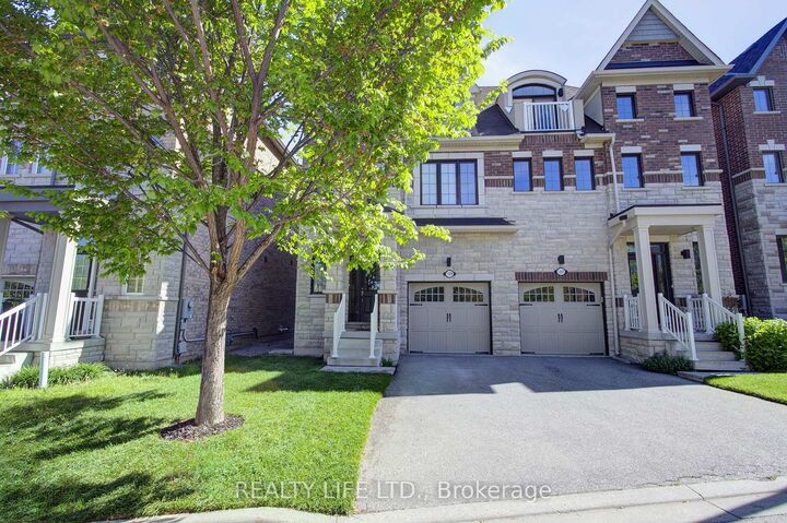 Property Photo: 1209 Owls Head Road ON L5E 0A6