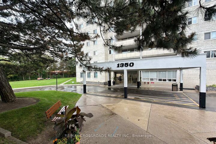 Property Photo: 1350 York Mills Road 906 ON M3A 1Z9