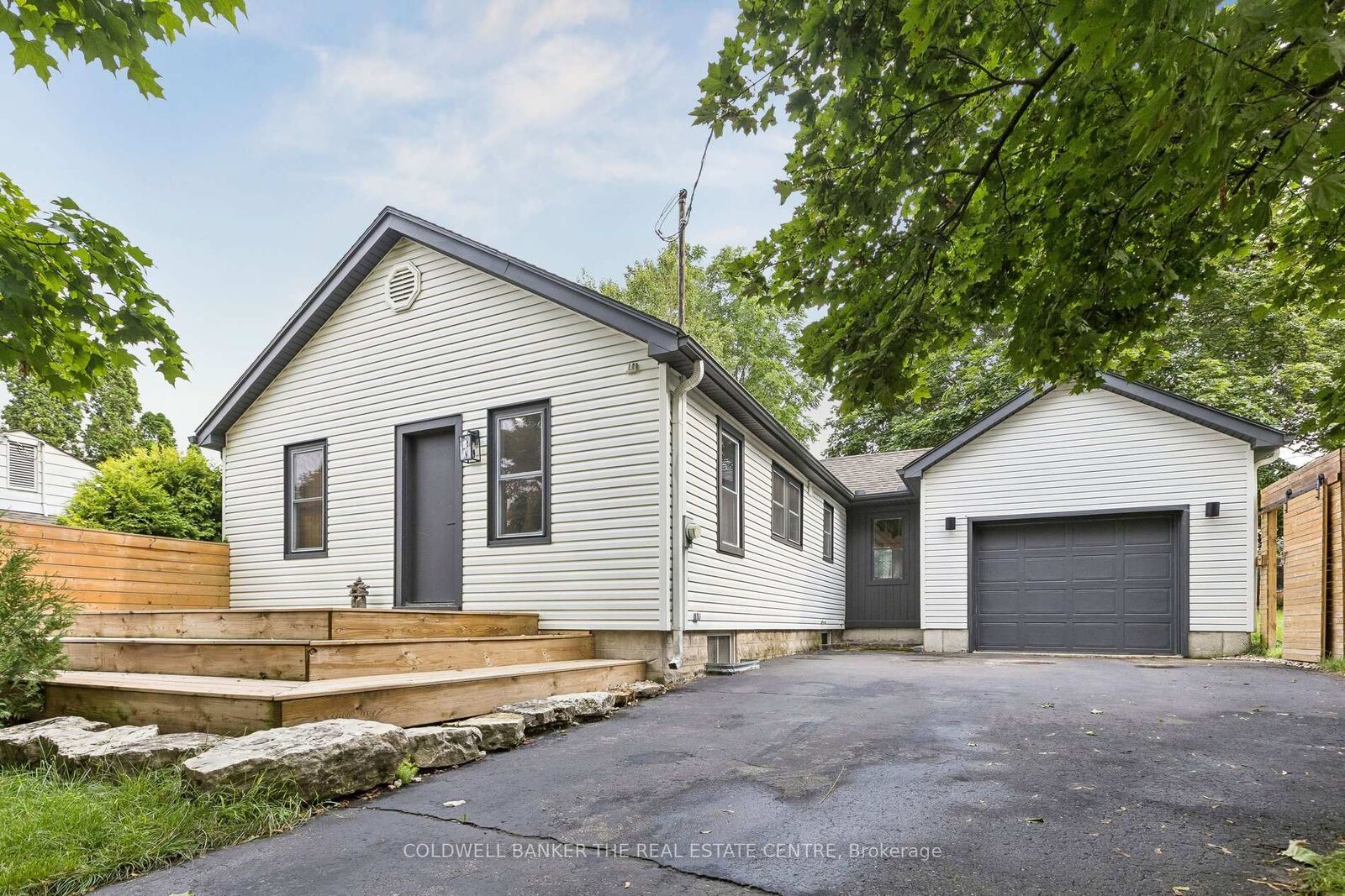 Property Photo: 37 Fifth Avenue ON N1S 2G1