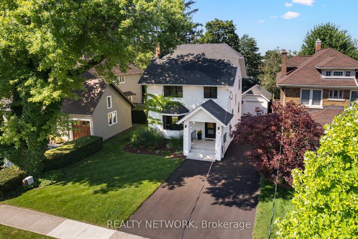 16 South Drive — photo 1