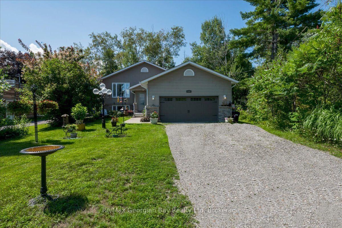 Property Photo: 110 Maskinonge Road ON L0K 2A0