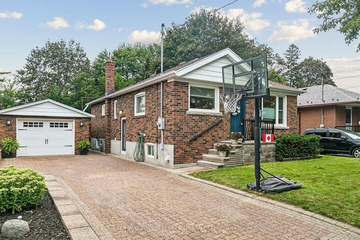 Property Photo:  36 Vernadale Crescent  ON M1L 3M4 