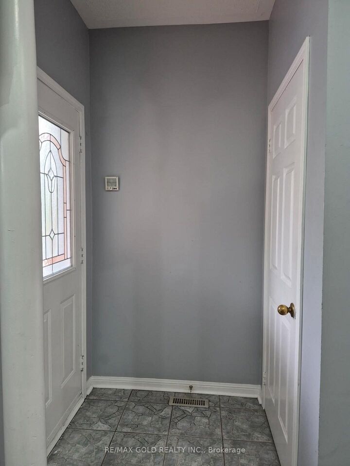 Property Photo: 22 Blue Whale Boulevard ON L6R 2M2