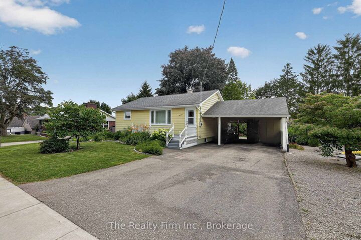 Property Photo: 205 George Street ON N5C 1Z5