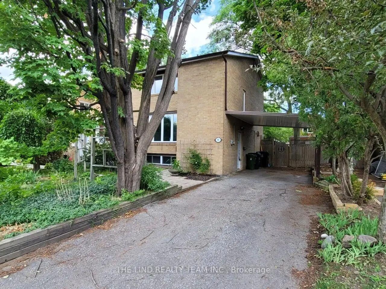 Property Photo: 95 Overland Drive ON M3C 2C3