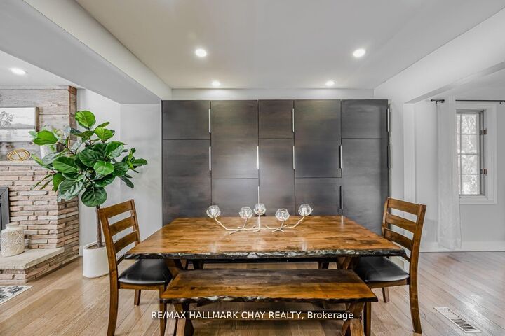 Property Photo: 17 Walker Avenue ON L3V 6G8