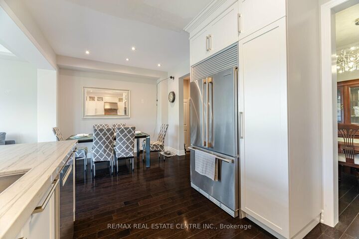 Property Photo:  34 Alex Campbell Crescent  ON L7B 0C2 
