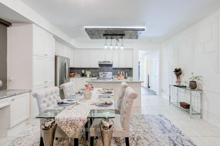 Property Photo:  121 Luzon Avenue  ON L6B 1N8 