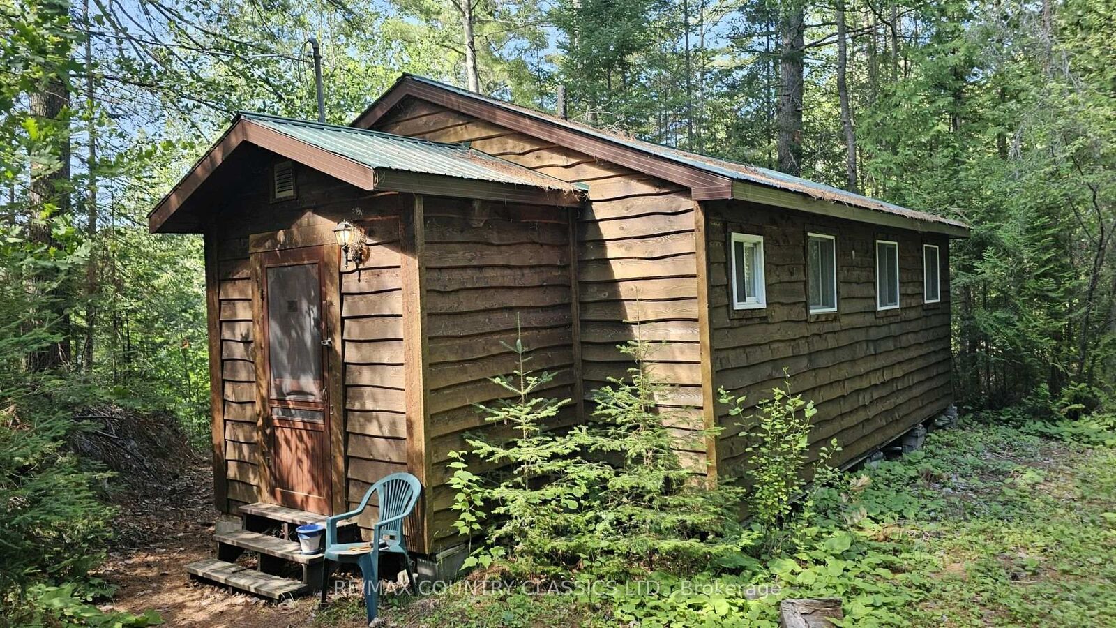 Property Photo: 474A Spectacle Lake Road ON K0J 1B0