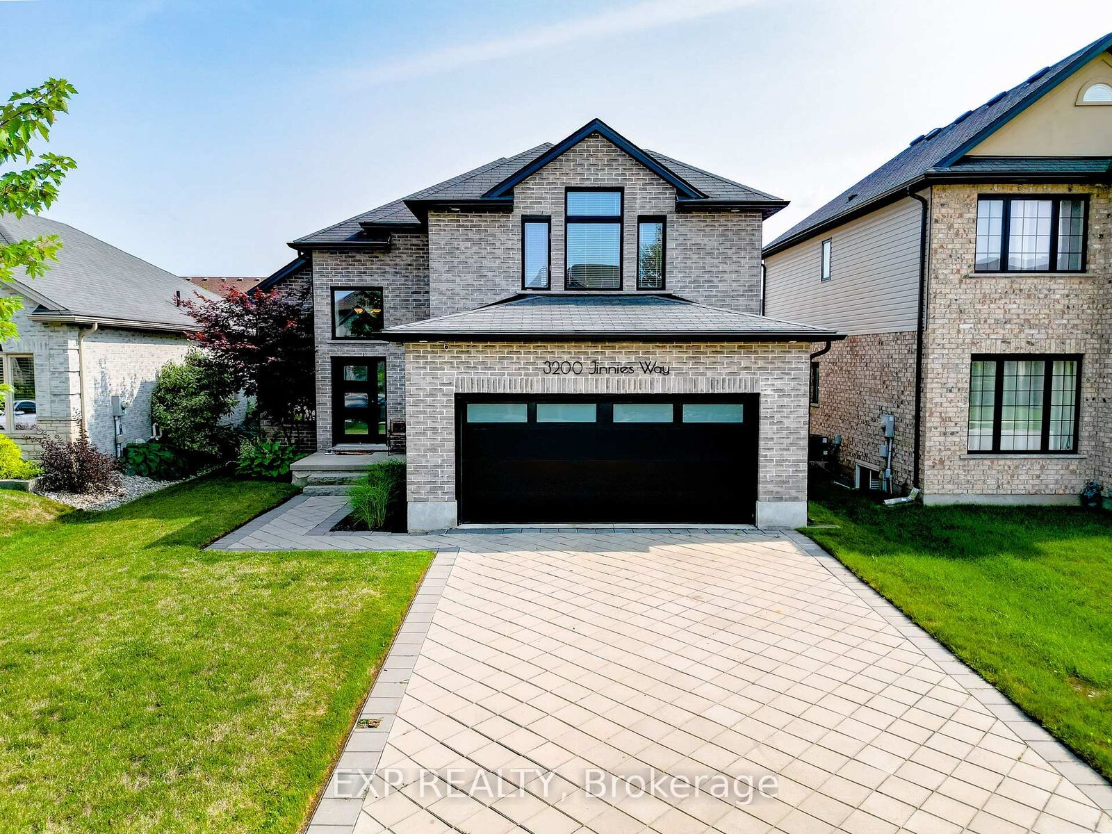 Property Photo: 3200 Jinnies Way ON N6L 0B5