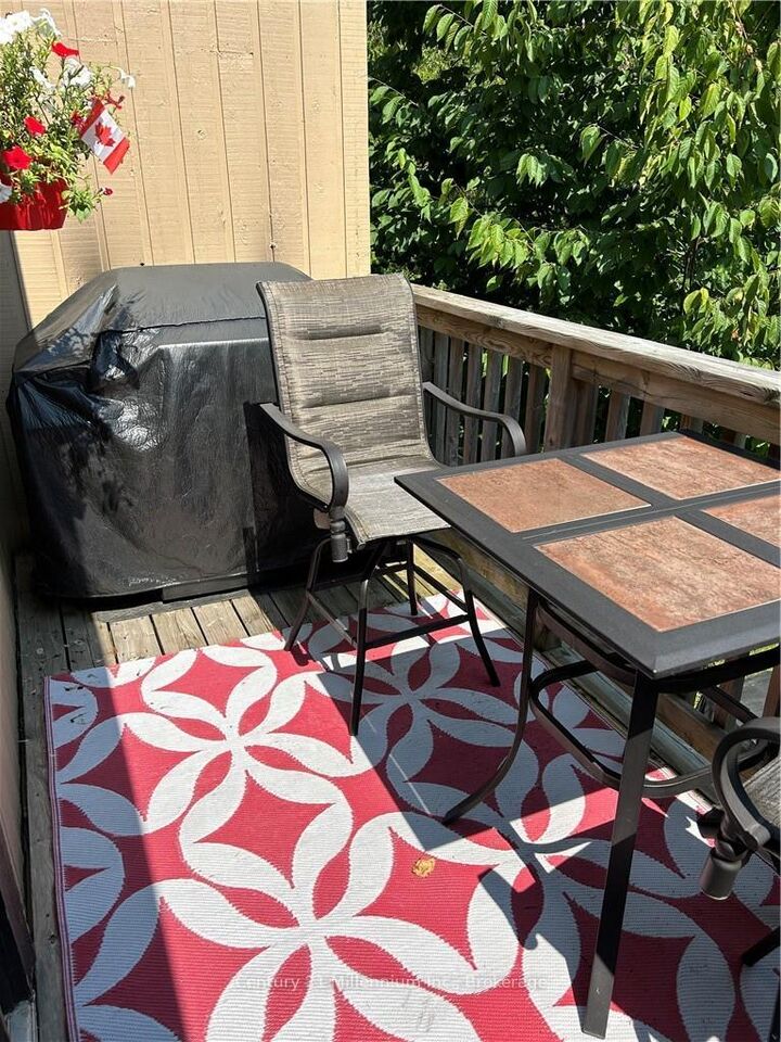 Property Photo: 185 Escarpment Crescent ON L9Y 5B4