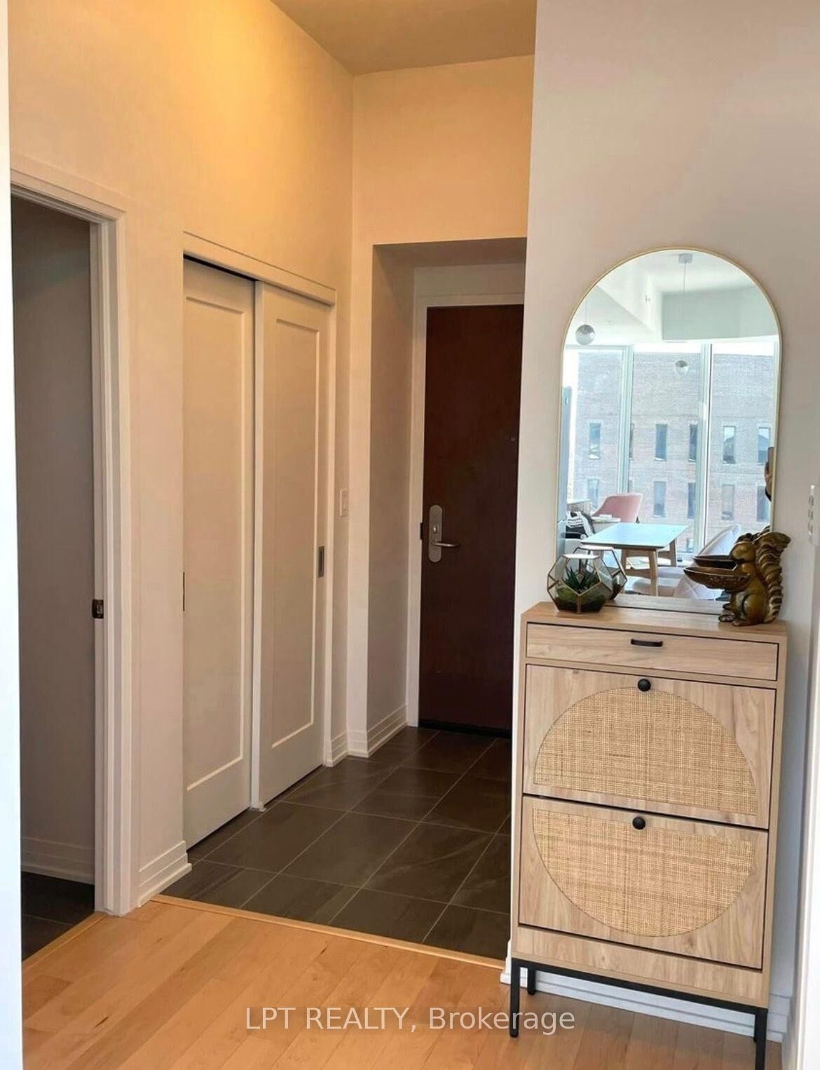 Property Photo: 805 Carling Avenue 1009 ON K1S 5W9