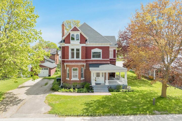 23 Yonge Street S — photo 1