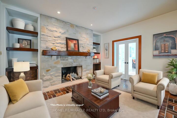 Property Photo:  62 Gibson Lake Drive  ON L7E 4B2 