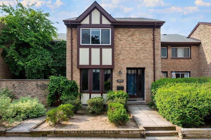 100 Burrows Hall Boulevard 93 — photo 1