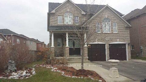 Property Photo:  90 Via Romano Way Bedroom  ON L6P 1P3 