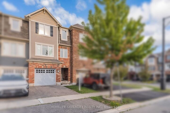 Property Photo: 31 Betterton Crescent ON L7A 0S5