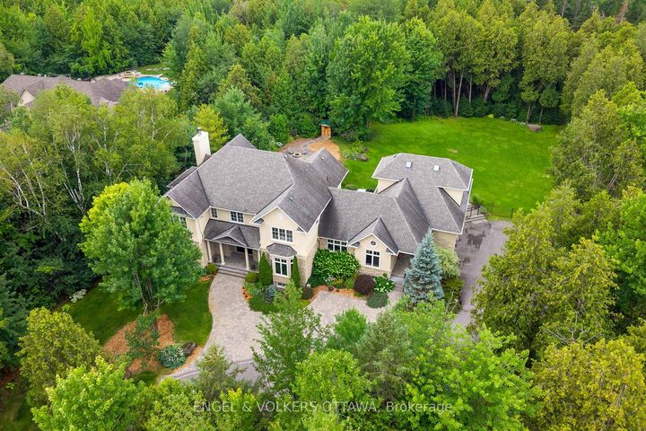 1408 Blackhorse Court — photo 1