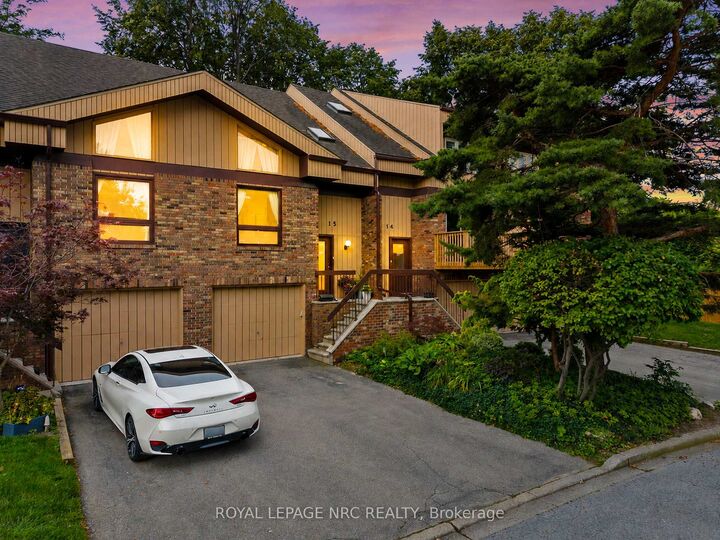 Property Photo:  178 Scott Street 15  ON L2N 6Y5 