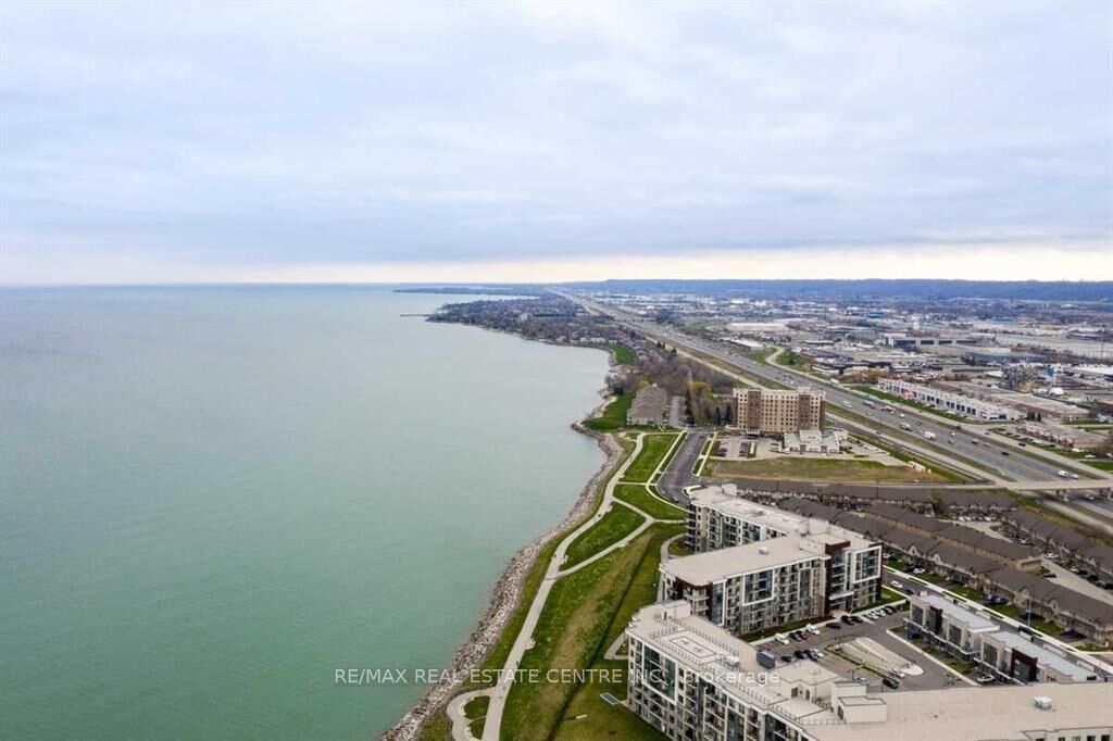 Property Photo:  7 Waterview Drive  ON L8E 0J3 