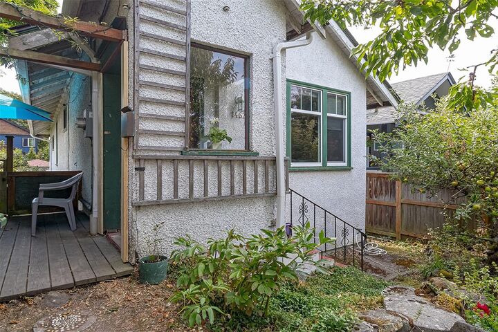 Property Photo: 1467 Bay St BC V8R 2A6