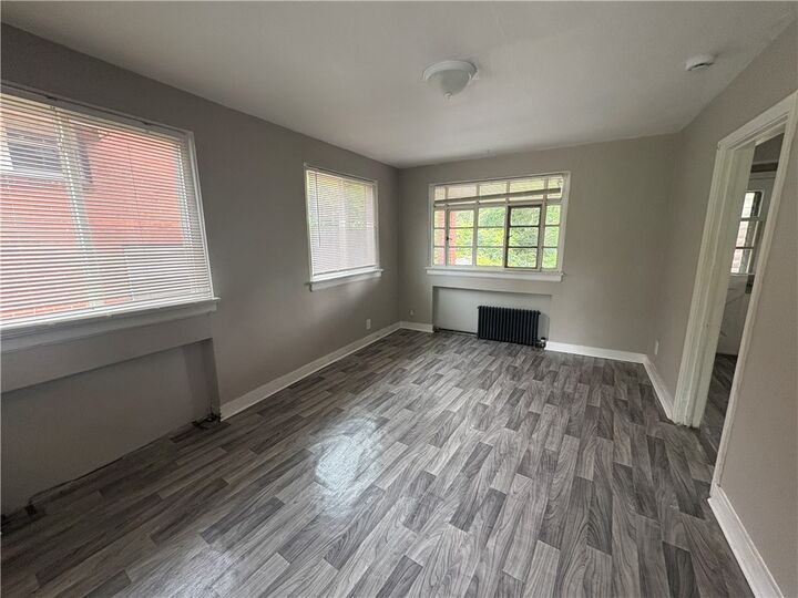 Property Photo: 560 Wylie PA 15025