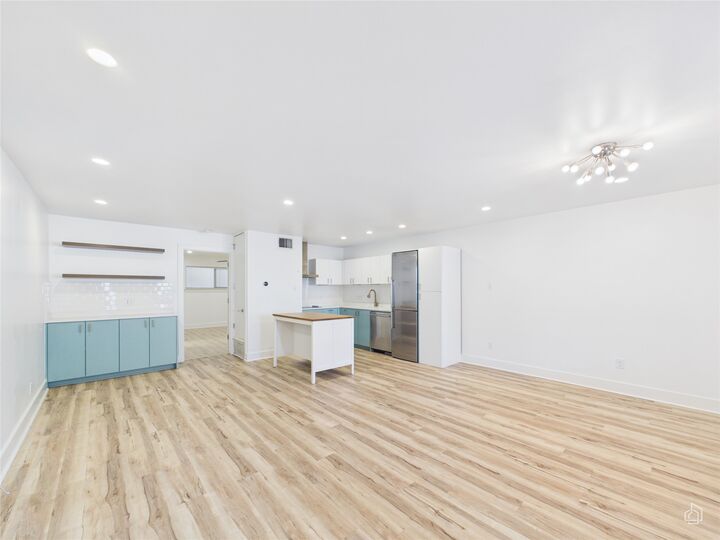 Property Photo: 1208 Enfield Road 105 TX 78703