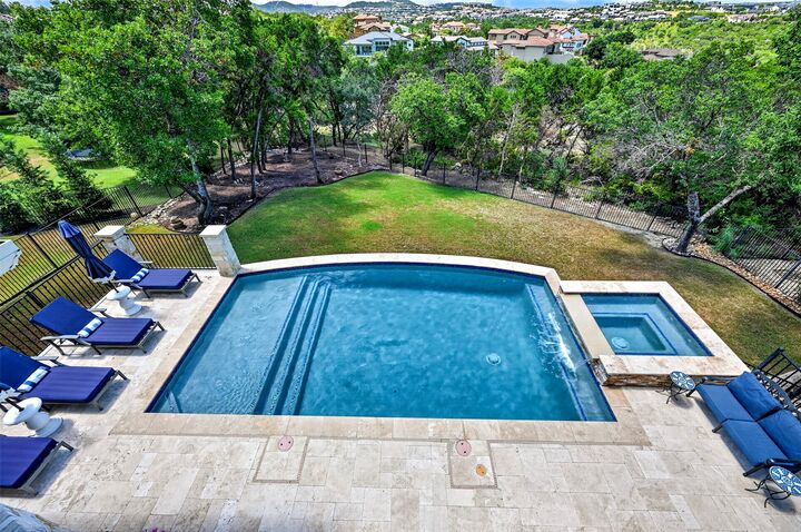 Property Photo:  203 Martinique Pass  TX 78734 