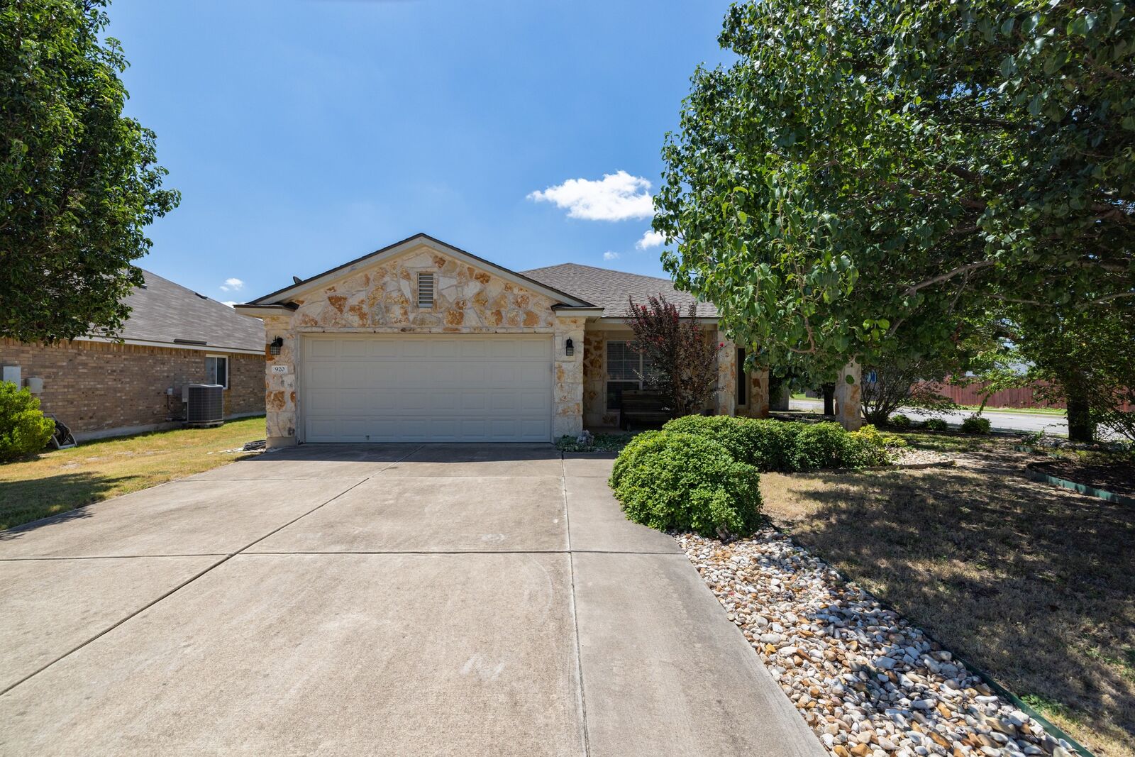 Property Photo: 920 Flanagan Drive TX 78641