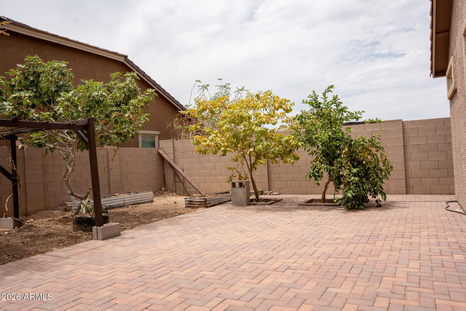 Property Photo: 5343 W Hackamore Drive AZ 85083