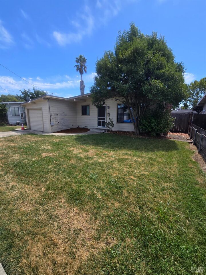 Property Photo:  764 Southwood Drive  CA 95407 