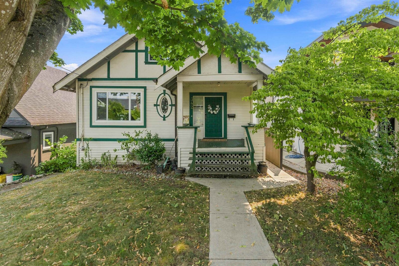 Property Photo: 342 E Eighth Avenue BC V3L 4K8