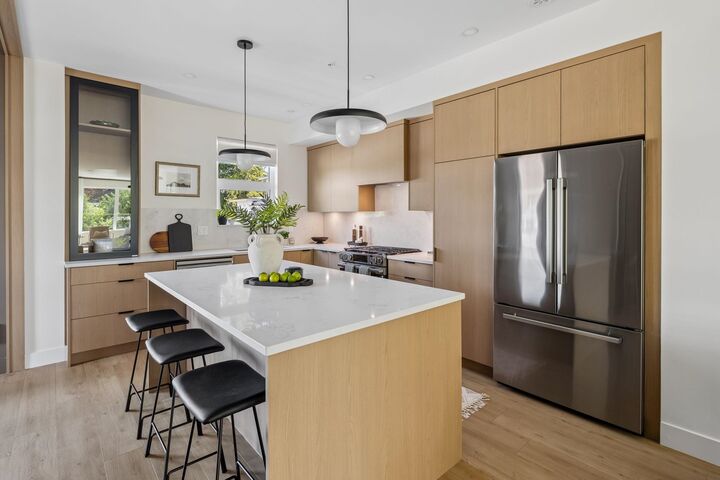 Property Photo: 20434 72 Avenue 23 BC V2Y 1T2