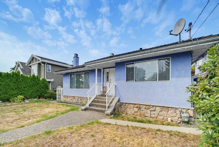 Property Photo: 7041 Willingdon Avenue BC V5J 3R4
