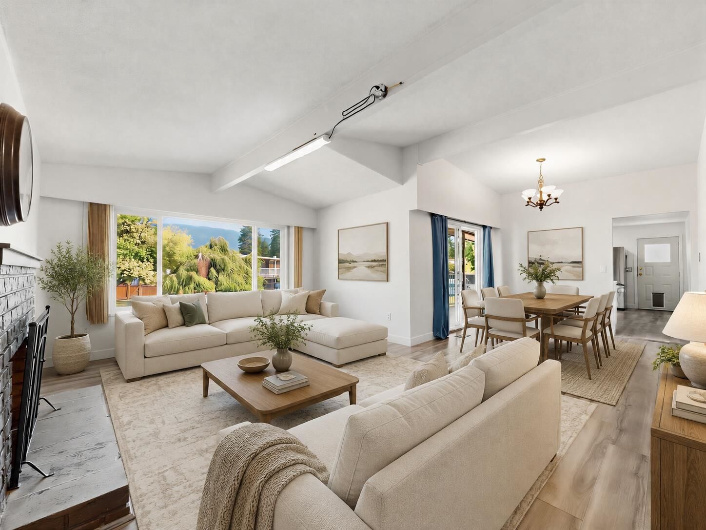 Property Photo: 1152 Glade Court BC V3B 1R5