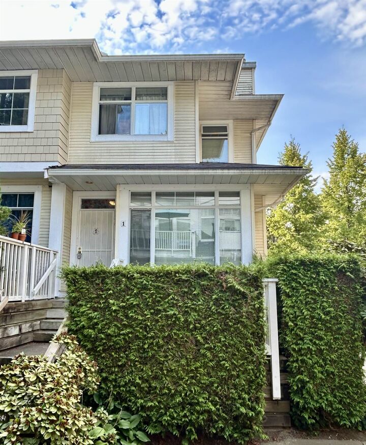 Property Photo: 3596 Whitney Place 1 BC V5S 4T2