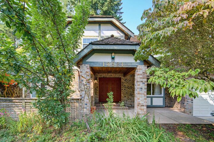 13521 19 Avenue — photo 1