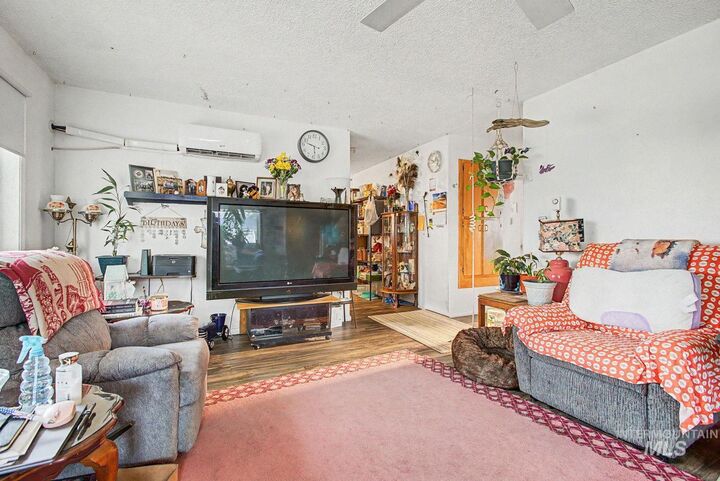 Property Photo:  426 16th Ave  ID 83501 