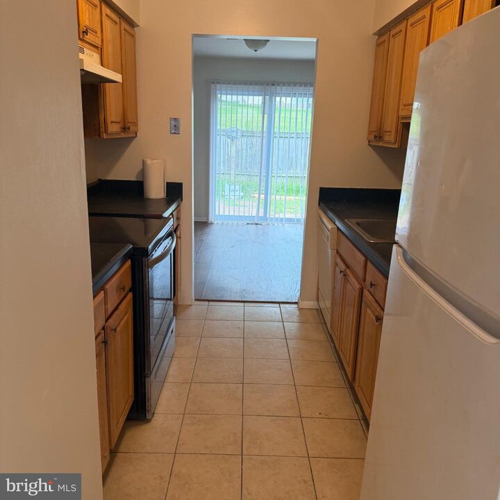 Property Photo: 9019 Continental Place MD 20785