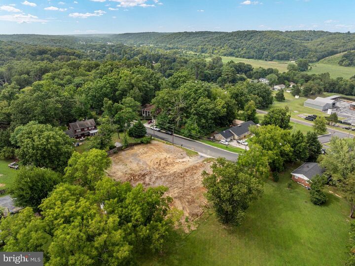 Property Photo: 19A Forest Hill Drive VA 22630
