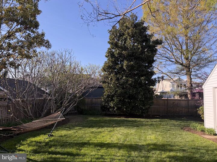 Property Photo: 108 Stewart Avenue VA 22301